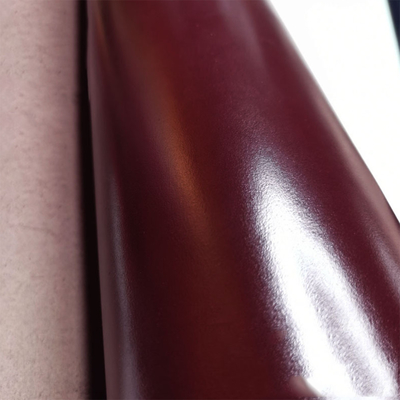 Αθλητικές πτυχές τεχνητού δέρματος PVC αγαθών κόκκινου κρασιού ανθεκτικές